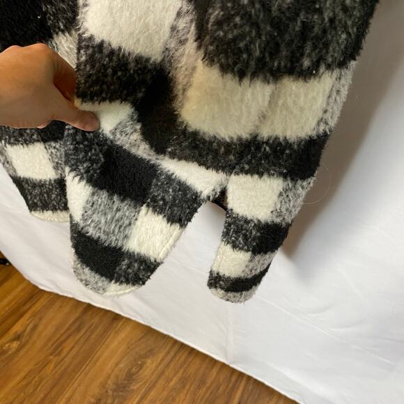 Fantastic Fawn Women’s Oversized Long Plaid Coat Shacket Size Large Checkered - Picture 10 of 13